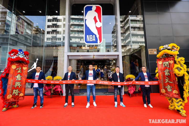 NBA广州旗舰店开业剪彩仪式